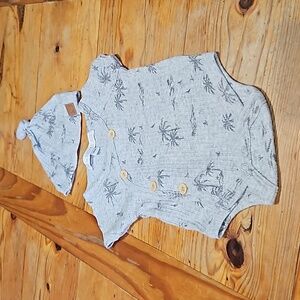 NWOT Rachel Zoe onesie and hat, 0-3 month